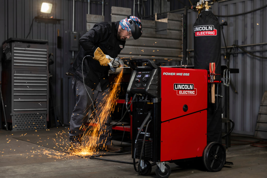 Baker's Gas The NEW Lincoln Power MIG 262: The Next Evolution in Welding Excellence