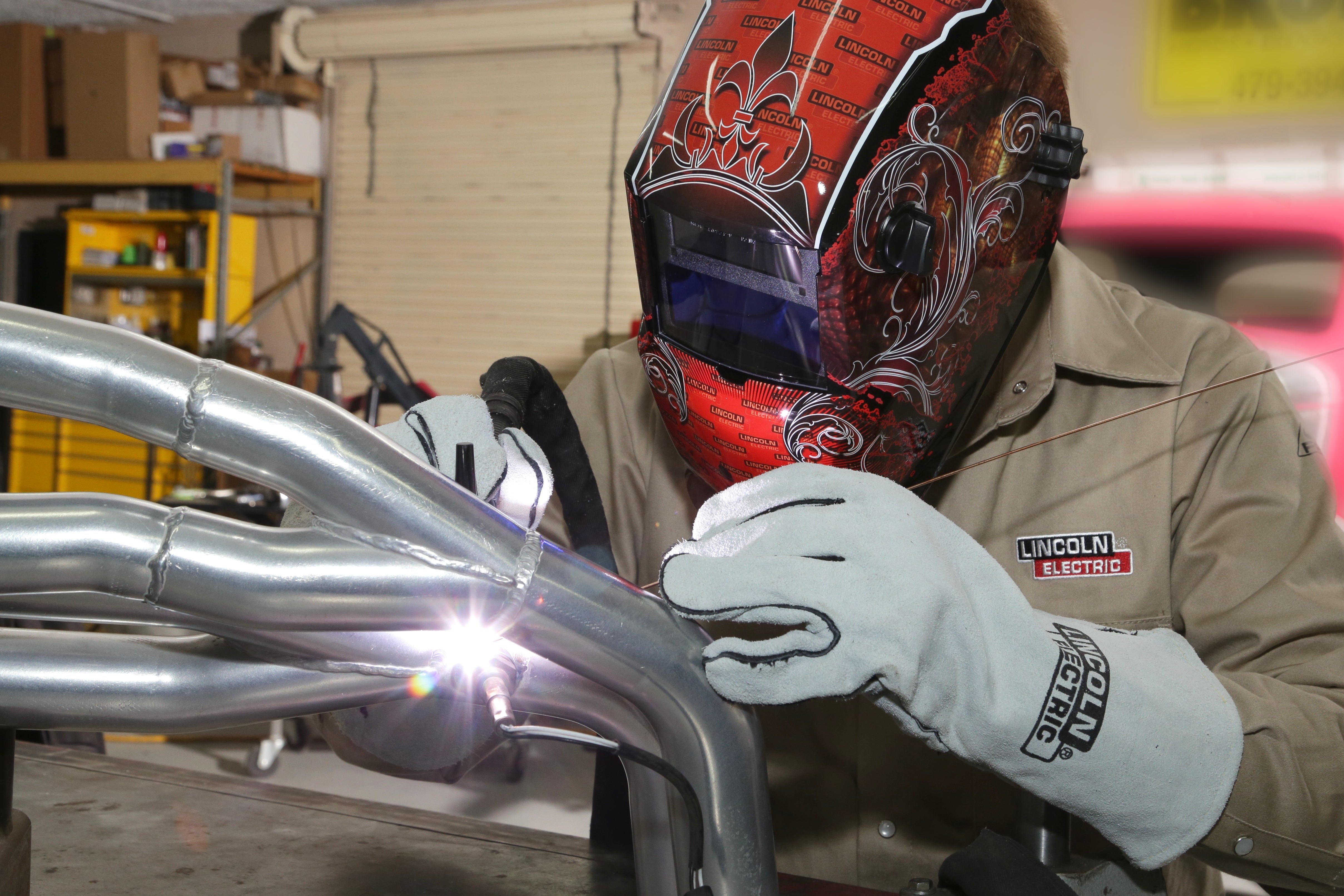 Baker's Gas Lincoln Electric Welders on Sale with Buy Red, Save Green Rebate