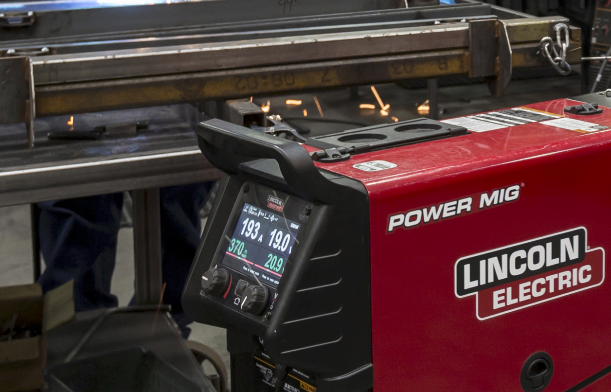 Baker's Gas Lincoln 260 Power MIG