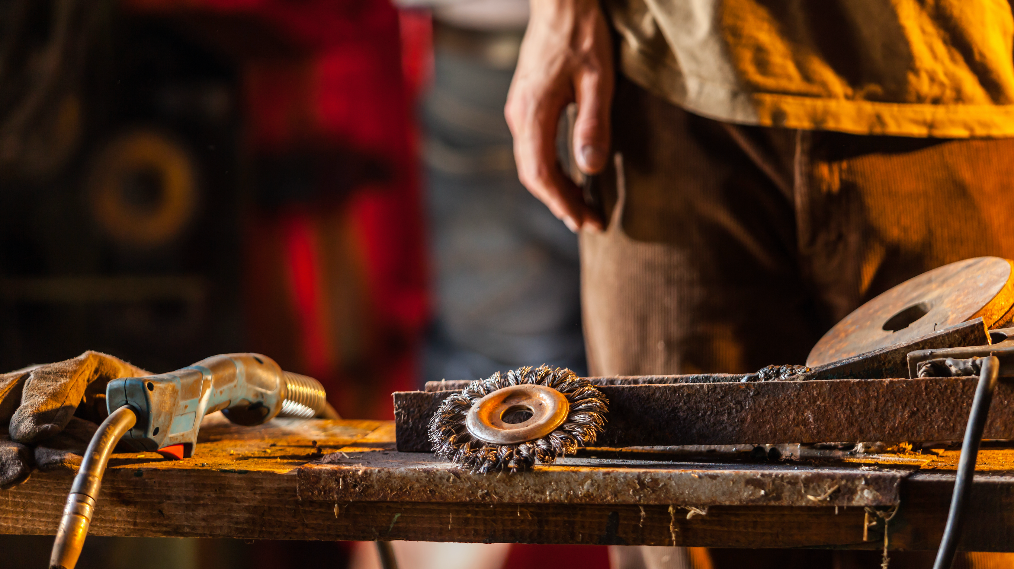Baker's Gas A Beginner's Guide to MIG Welding