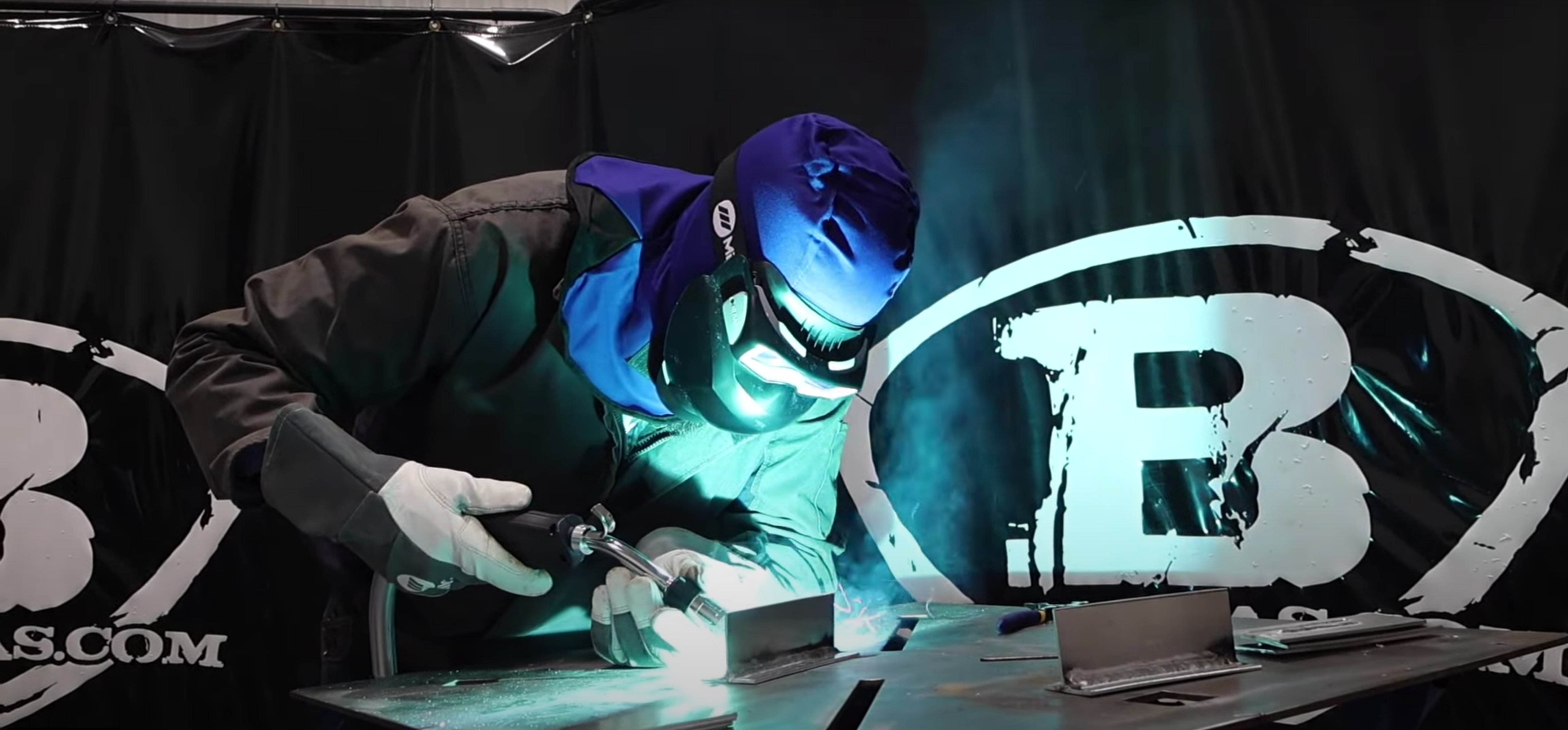 Baker's Gas Miller Weld-Mask ClearLight Auto-Darkening Goggles: Experience Unmatched Precision and Comfort