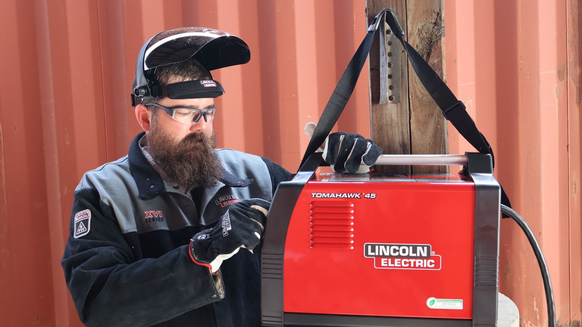 Baker's Gas Discover the Power & Versatility of the New Tomahawk 45 Plasma Cutter