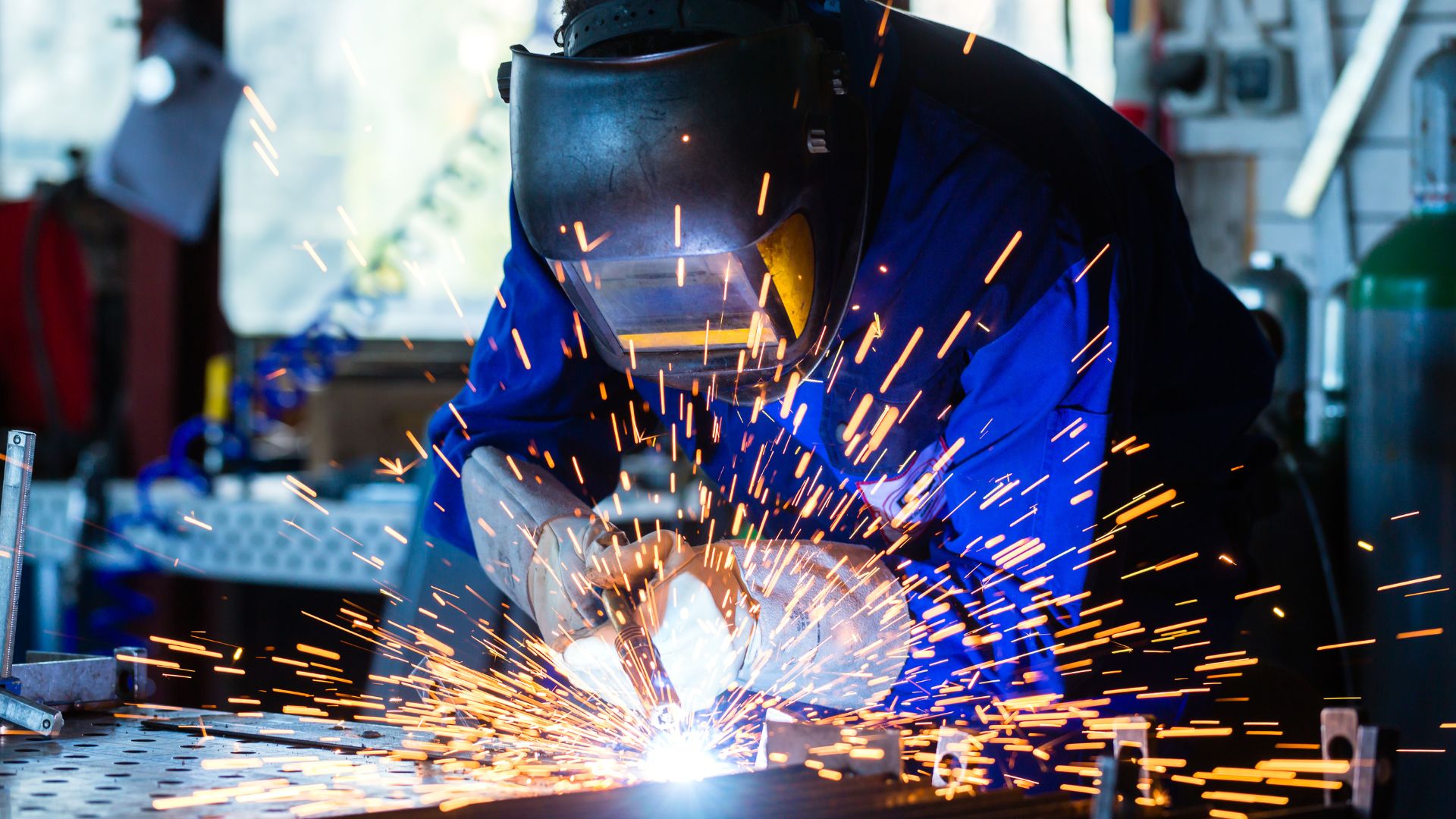 Baker's Gas Tips for Reducing Spatter When Using a MIG Welder