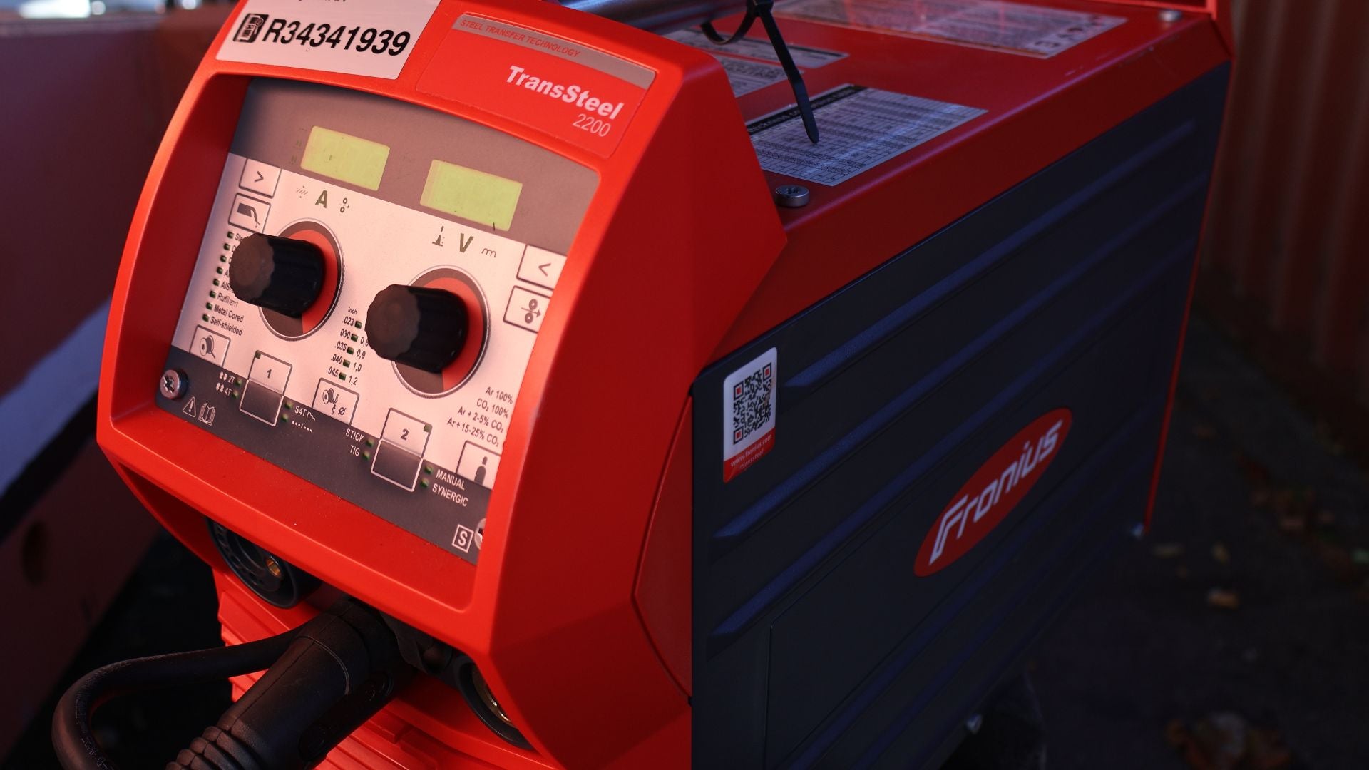 Baker's Gas Fronius TransSteel 2200 Multiprocess Welder: A Compact Powerhouse for Versatile Welding