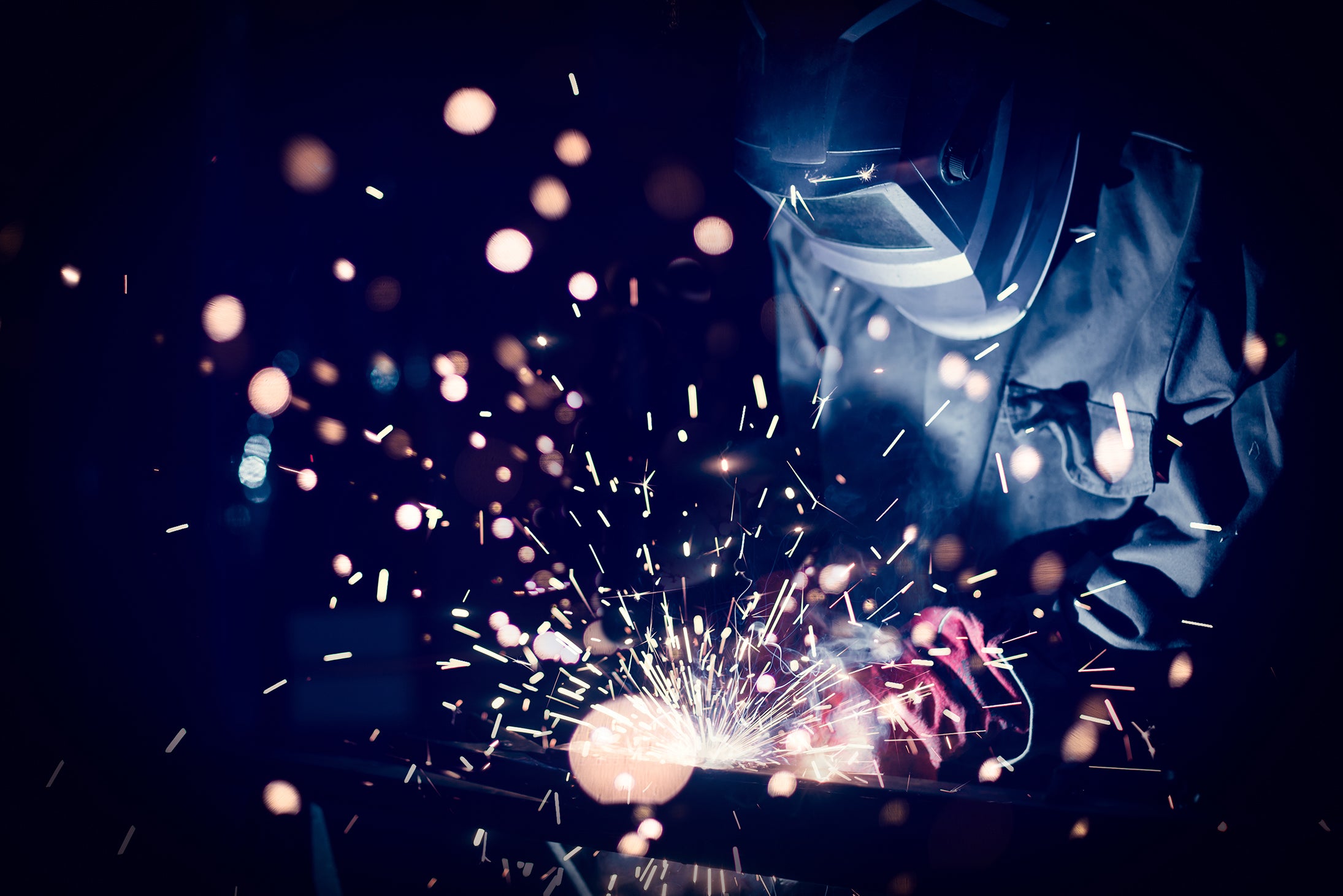 Baker's Gas Weekly Welding Roundup–Welding From Generation to Generation
