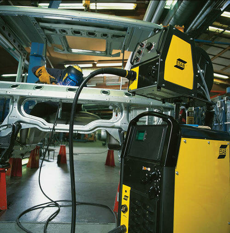 Baker's Gas Holiday MIG Welder Sale: ESAB MigMaster 215 Pro Package