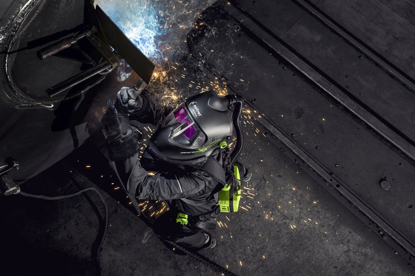 Baker's Gas Try the New Optrel Panoramaxx Welding Helmet